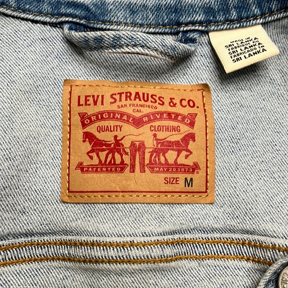 Levi's Jacket - Picture 9 of 12